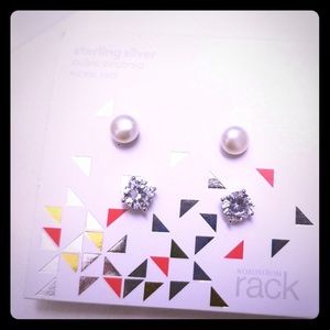 Stud set